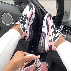 Nike Air Max 270 React Sneakers - size 7